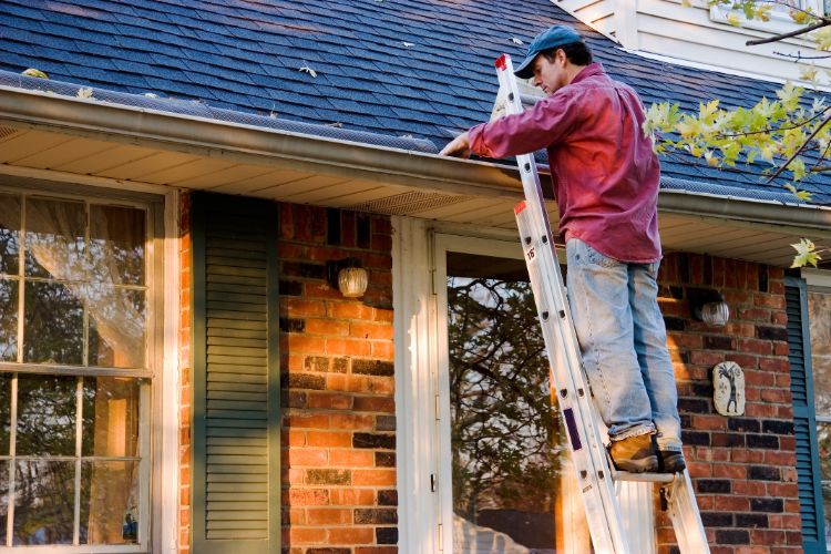 Home maintenance checklist and inspection